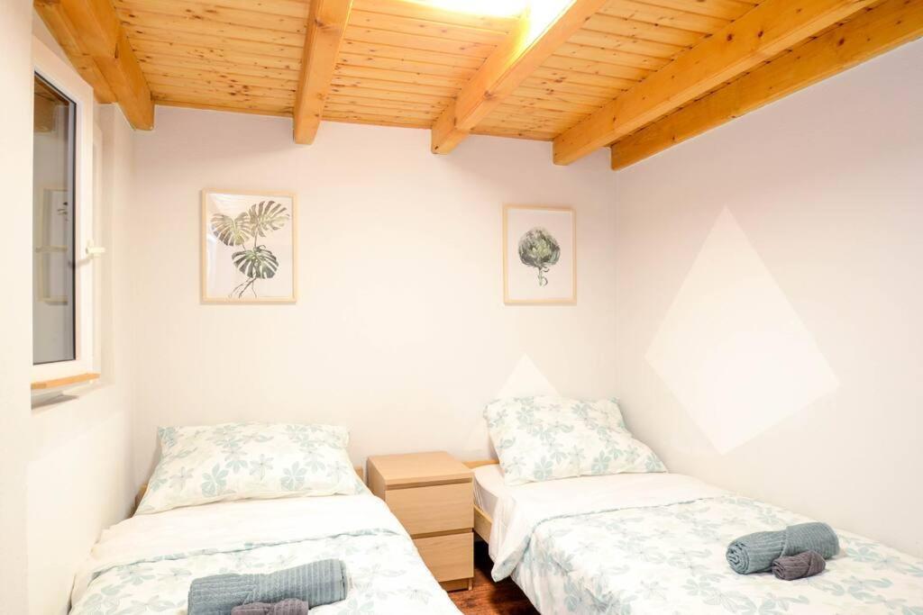 Famous Kiraly Street At Large 3Br 10Ppl @ Central Budapest Bagian luar foto